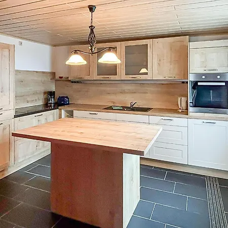 Apartment Beautiful In Luetow
